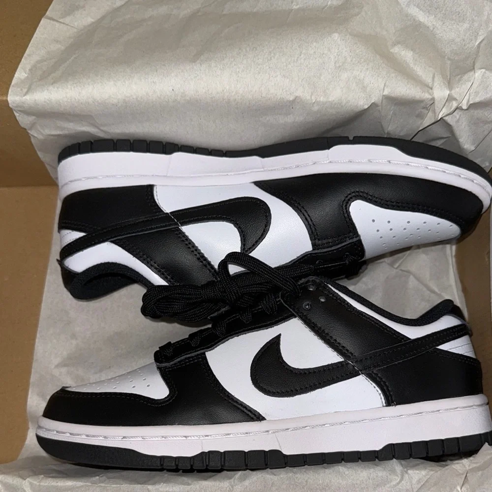 Nike Dunk Low - Picture 5 of 5